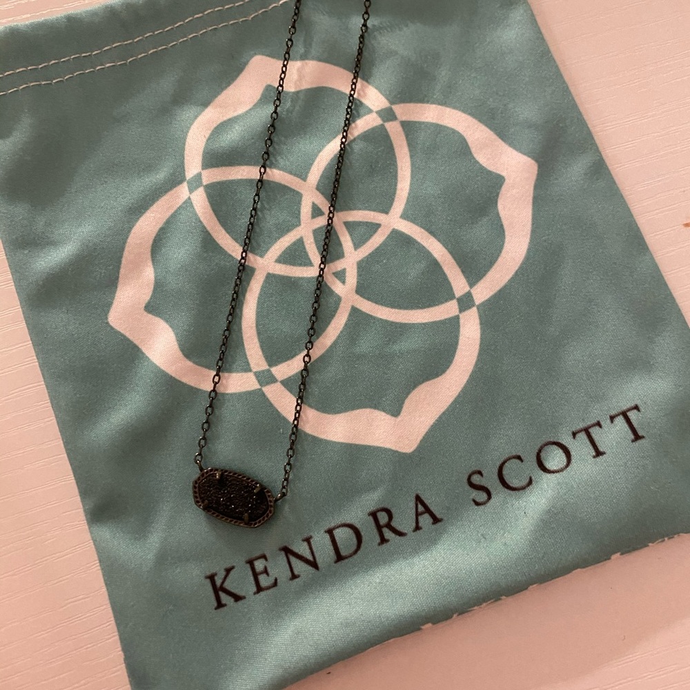 Kendra Scott Necklace